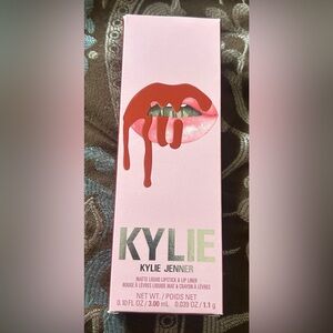 Kylie Cosmetics 501 22 Matte Liquif Lipstick & Lip Liner Kit